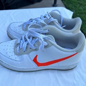 Nike Kids White and Orange Sneakers